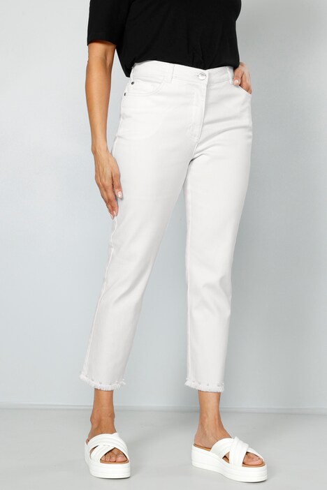 Jean 7/8 coupe Slim Fit à 5 poches, ourlet effiloché avec perles fantaisie