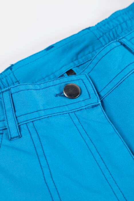 Seamed Cargo Pocket Crop Stretch Pants