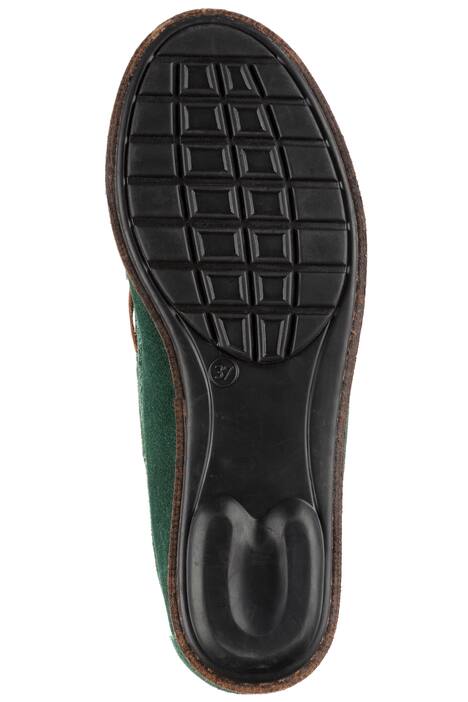 mocassins