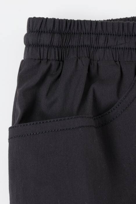 Badeshorts mit Taschen und Kordelzug