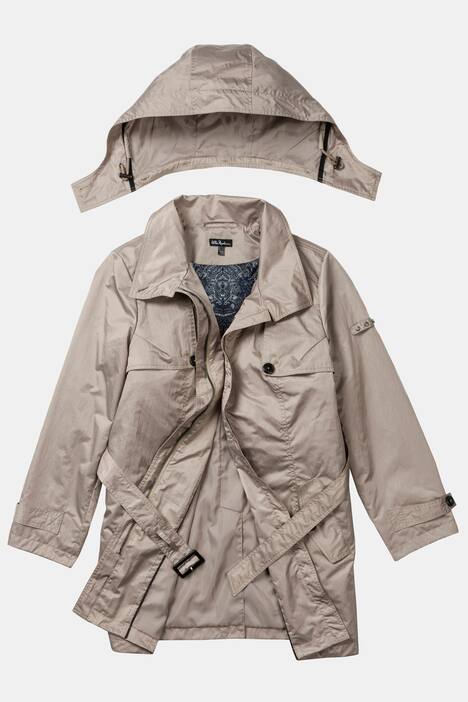 trenchcoat