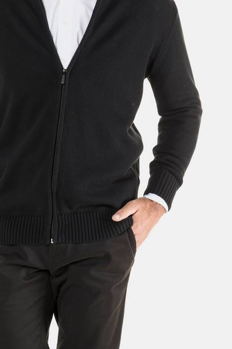 Strickjacke, Stehkragen, Rippbündchen