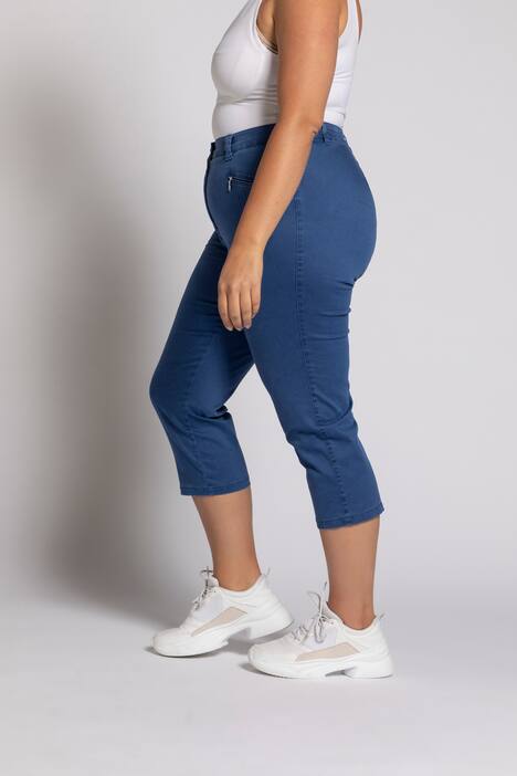 Mony Soft Stretch Capri Pants