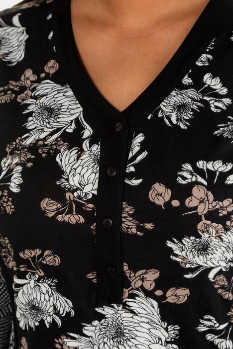 Black & White All Over Mix V-Neck Cotton Print Tee