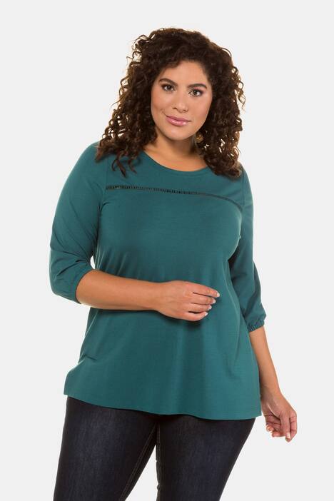 Crochet Accent Round Neck A-line Fit Stretch Knit Top