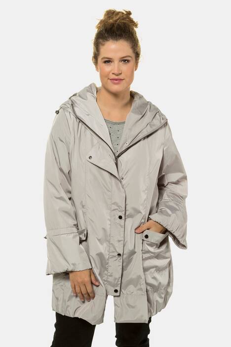 Parka, fein schimmernd, längere Form, Volantärmel