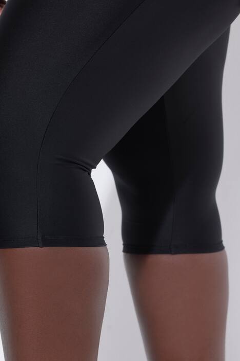 Corsaire de natation longueur genou, matière stretch ultra-confortable