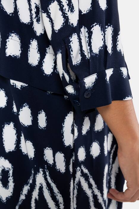 Longbluse, Grafikmuster, verdeckte Knöpfe, selection