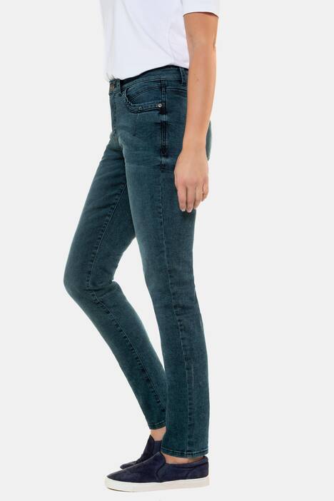 Hose Tina, farbiger Denim, gerader 5-Pocket-Schnitt