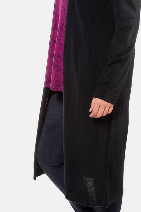 Longjacke, Ajour-Linien, Schmuckknopf, weicher Strick
