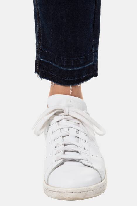 3/4-Jeans Julia, Taschen-Stickerei, schmale Passform