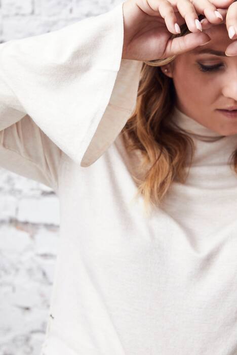 Pullover mit Schnürung
