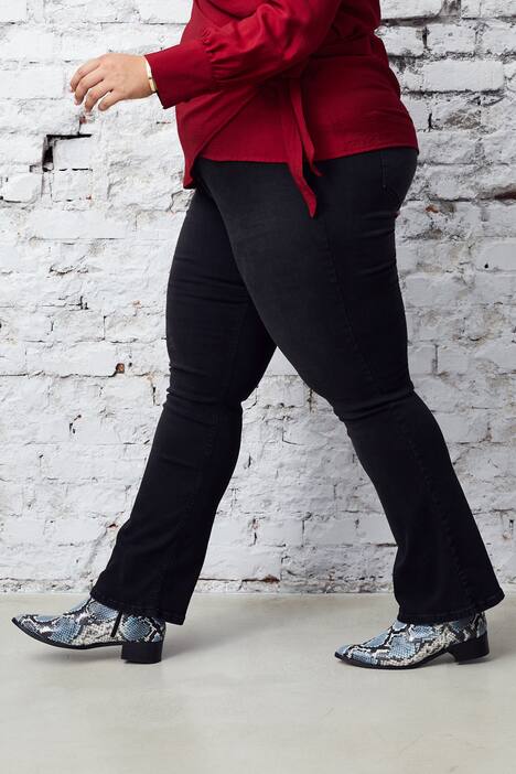 Smart Stretch Bootcut Jeans