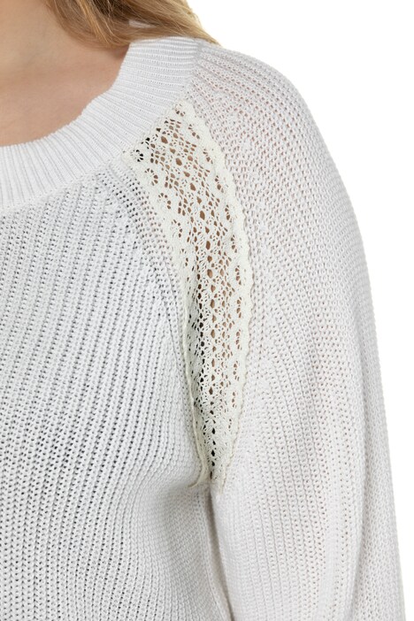 Pullover, Spitzen-Raglannähte, länger geschnitten