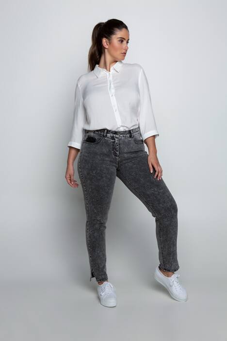 Lace Pocket Slim Leg Sarah Fit Stretch Jeans