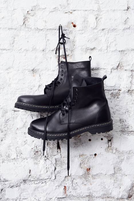 boots, real leather, lace-ups, striking outsole