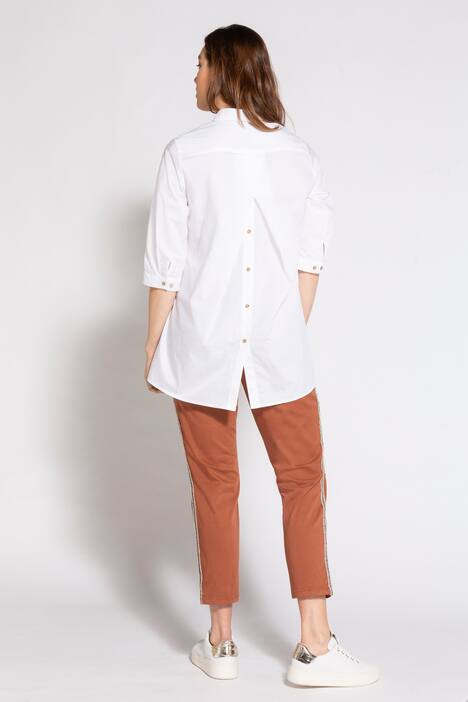 Oversized-Bluse Identity,