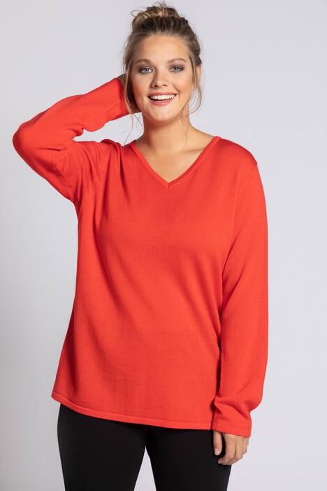 Lightweight Wool V-Neck Fine Knit Sweater