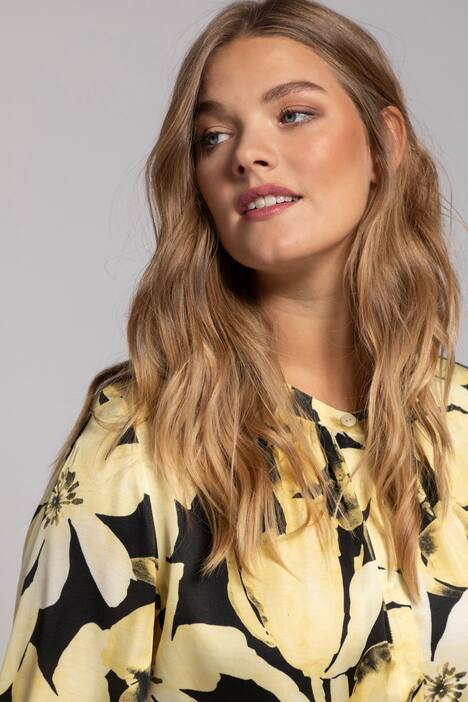 Bluse, XL-Blüten, Ausschnitt mit Blende, Langarm, selection