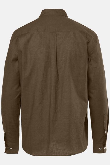 Chemise en lin mélangé. Manches longues et col à pointes boutonnées - coupe Modern Fit