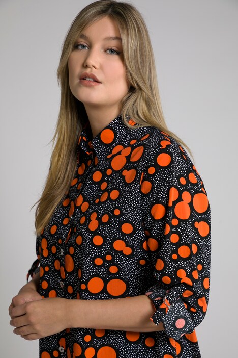 blouse, stippen, goudkleurige knopen, lange mouwen, oprolpatje