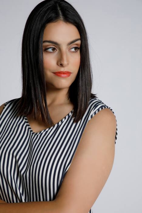 Stripe Pleat Front V-Neck Tank Blouse