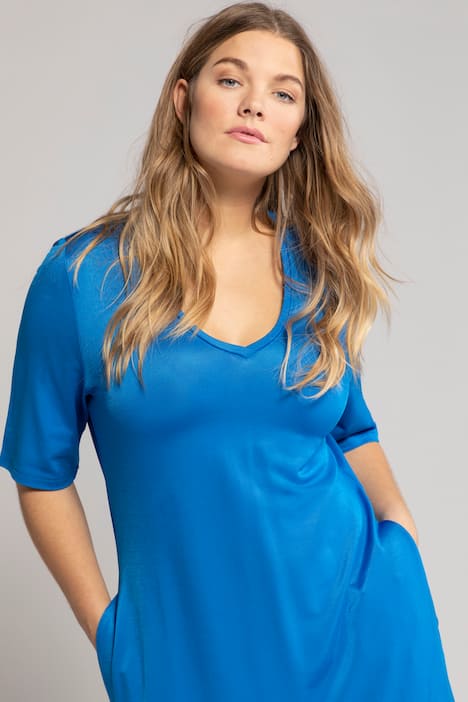 V-Neck Pique Short Sleeve Stretch Knit Dress