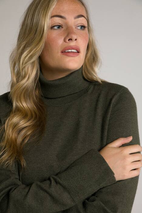 Turtleneck Ribbed Trim Long Sleeve Sweater
