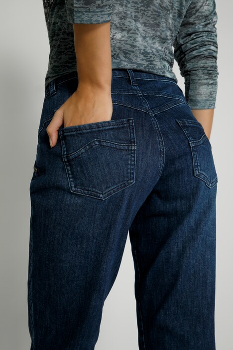 Jeans Tina, 5-Pocket-Form, dunkle Waschung, Laserdruck