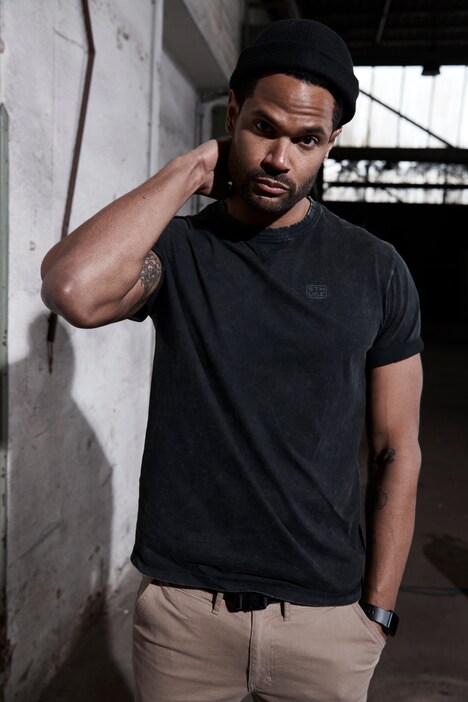 STHUGE T-shirt, acid washed, ronde hals, korte mouwen, t/m 8 XL