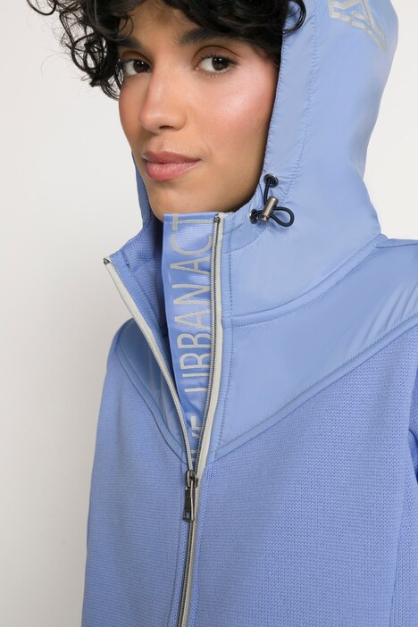 Strickfleece-Jacke, Patches, Kapuze, Zipptaschen