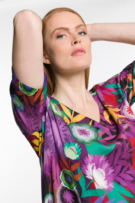 Flower Power Print V-Neck Blouse