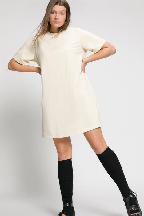 Extra longshirt, ronde hals, halve mouw, oversized