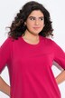 T-shirt en coton bio. Col rond et manches courtes. Coupe évasée