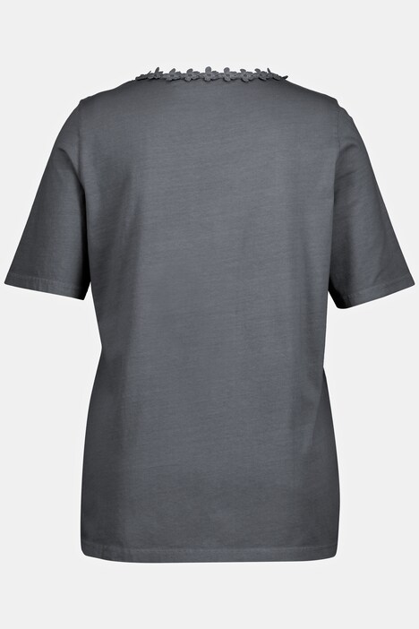 T-shirt, bordures fleuries, décolleté en V, manches courtes