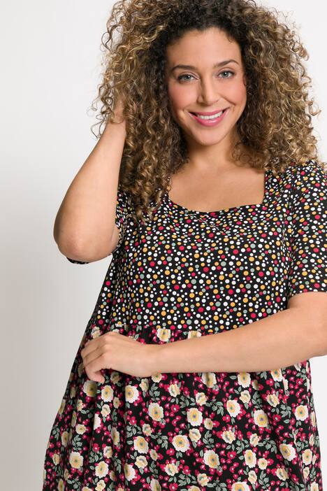 Robe midi, fleurs, forme trapèze, col rond, manches courtes