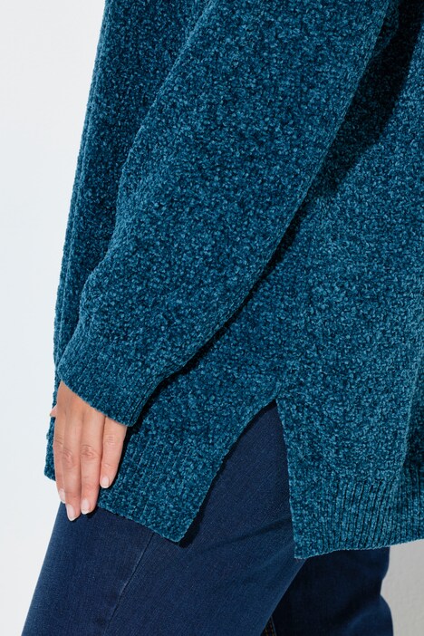 Pull oversize en maille chenille, col montant et manches longues