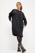 Abito midi di maglia con taglio oversize, scollo a girocollo e maniche lunghe