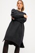 Abito midi di maglia con taglio oversize, scollo a girocollo e maniche lunghe