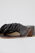 Mules en cuir, cuir nappa d'agneau, bride frisée, talon bottier