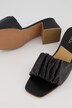 Mules en cuir, cuir nappa d'agneau, bride frisée, talon bottier