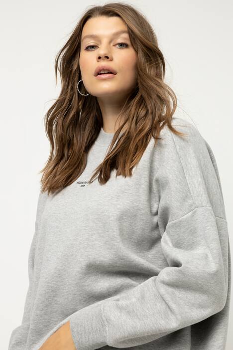 Sudadera, oversize, bordado Studio Untold, manga larga