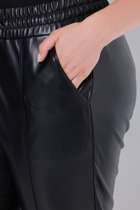 Pantalón 7/8, aspecto de cuero, ribetes, cintura elástica