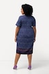 Robe en jersey à col rond et manches courtes, avec couture empire et poches