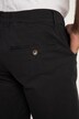 Bermuda chino con taglio speciale per l'addome e vestibilità normale, fino alla tg. 36/72