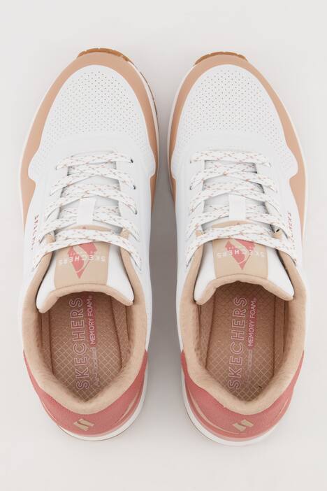 Sneaker Skechers in similpelle con memory foam e larghezza comfort