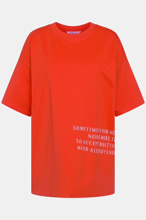 T-shirt oversized, à manches courtes. Décolleté rond. Message imprimé.
