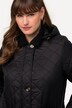 Cappotto trapuntato con cappuccio, collo a costine e zip a doppio cursore