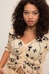 blouse, straight shape, stiksels, rimpelbandje onder de V-hals, lange mouwen