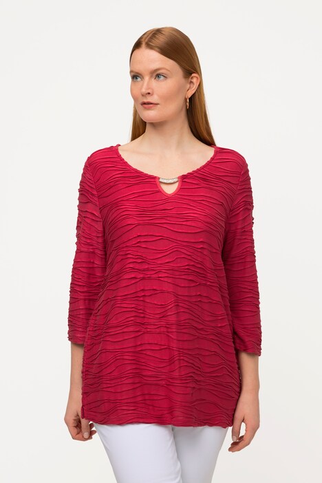 Wave Textured 3/4 Sleeve Notch Neck Tee